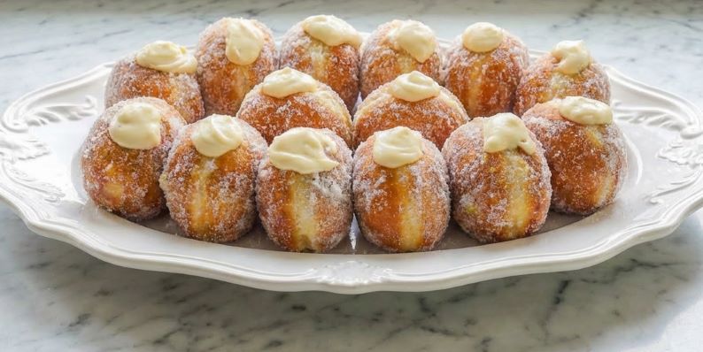 Bomboloni: Irresistible Italian Doughnuts