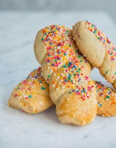 Uncinetti: Italian Easter Cookies