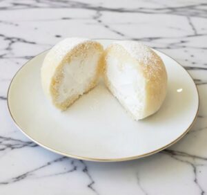 Fiocco di Neve (Neapolitan Snow Puff)