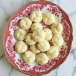 Italian Lemon Knot Cookies: Tarallucci al Limone