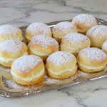 Fiocco di Neve (Neapolitan Snow Puff)